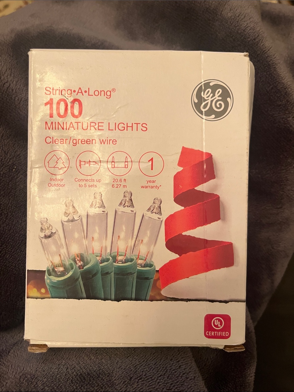 String lights green wire/ clear bulb